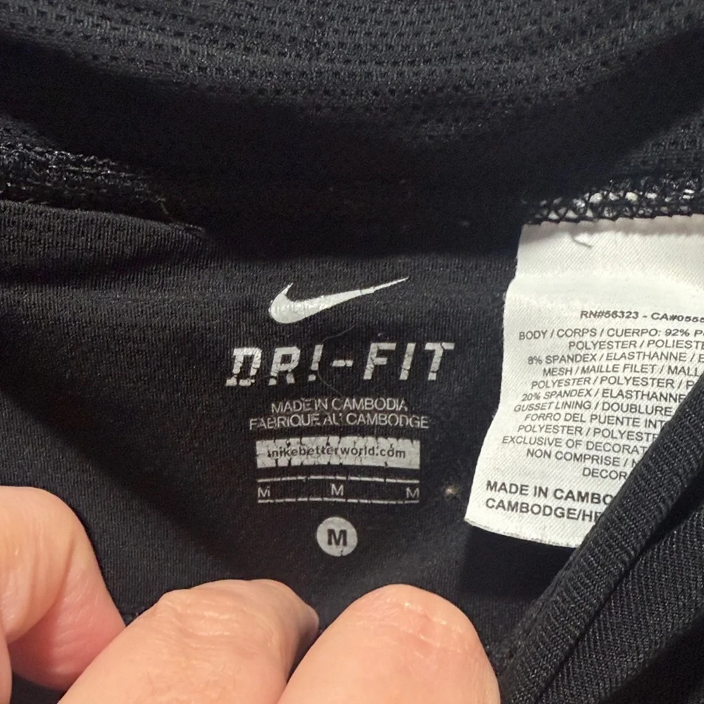 Nike Dri Fit Black Performance Leggings‎ with Small Swoosh Woman’s Size Medium